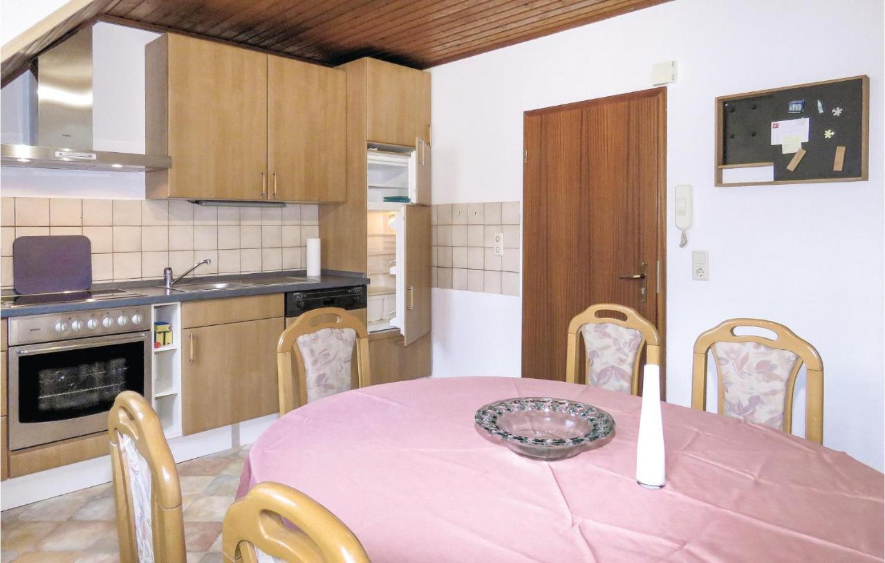 Gorgeous Apartment In Lahnstein With Kitchen Exterior photo